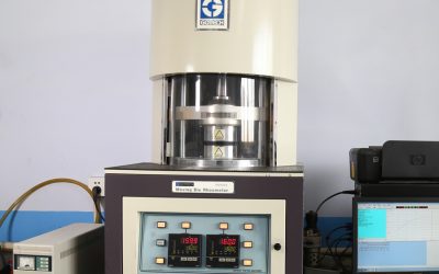 ¿Cuál es la causa de las burbujas cuando se vulcanizan los productos de caucho